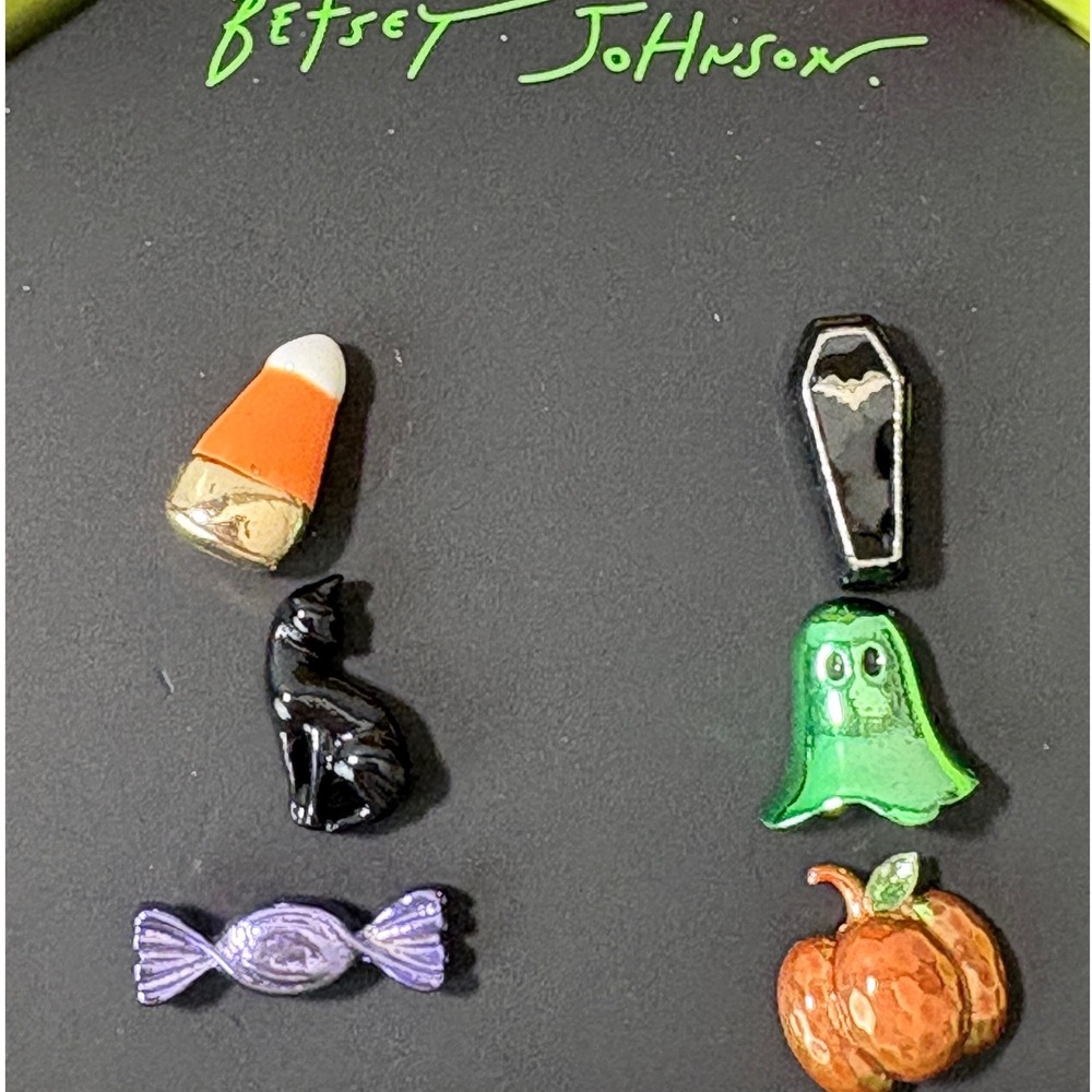 Betsey Johnson 6 Halloween Motif Mismatched Stud Earrings Dark Coquette Gift Box